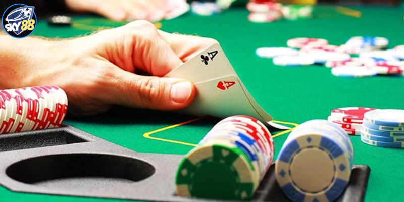 Bài Ba Poker The Là Gì? Luật Chơi & Mẹo Chiến Thắng 